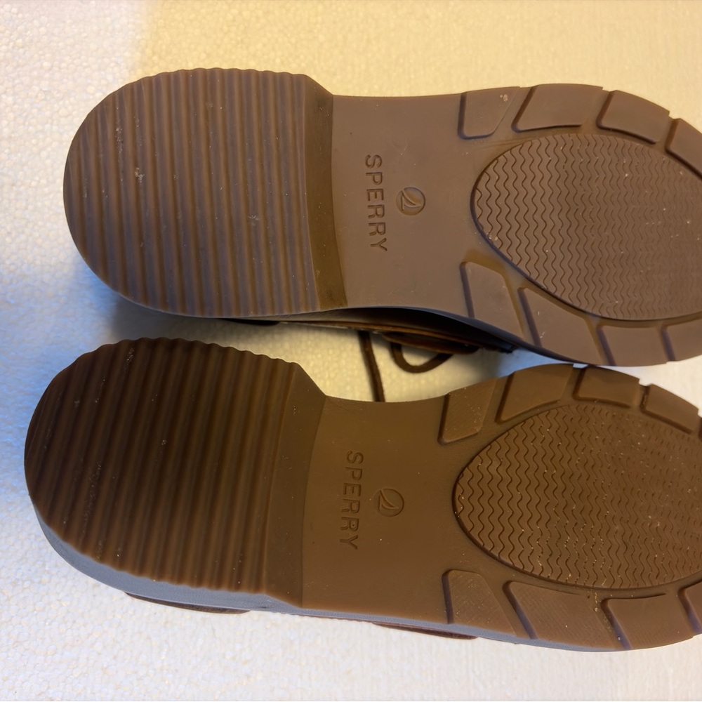 Sperry Women’s Tan Leather Boat Shoes - Picture 3 of 6
